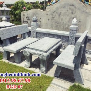 Bàn ghế đá tự nhiên 07
