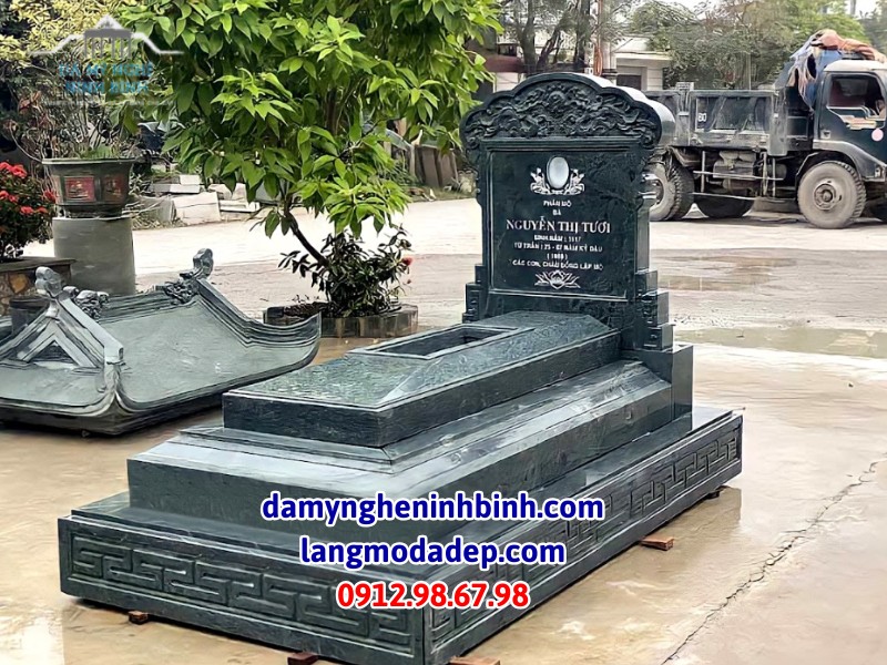 mộ đá xanh rêu mộ đá xanh rêu