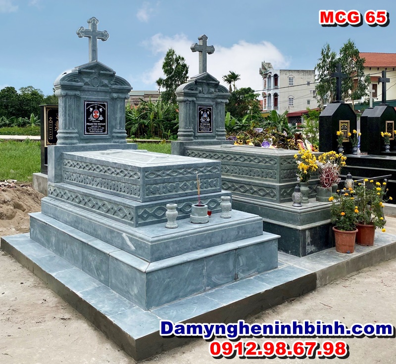 mộ đá công giáo xanh rêu đẹp